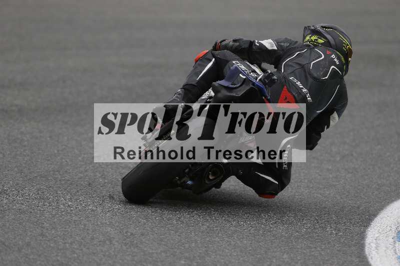 /Archiv-2025/02 28.-31.01.2025 Moto Center Thun Jerez/rot-red/218